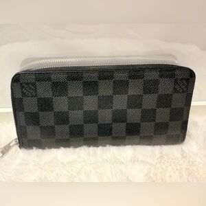 LOUIS VUITTON-Graphite Zippy Wallet